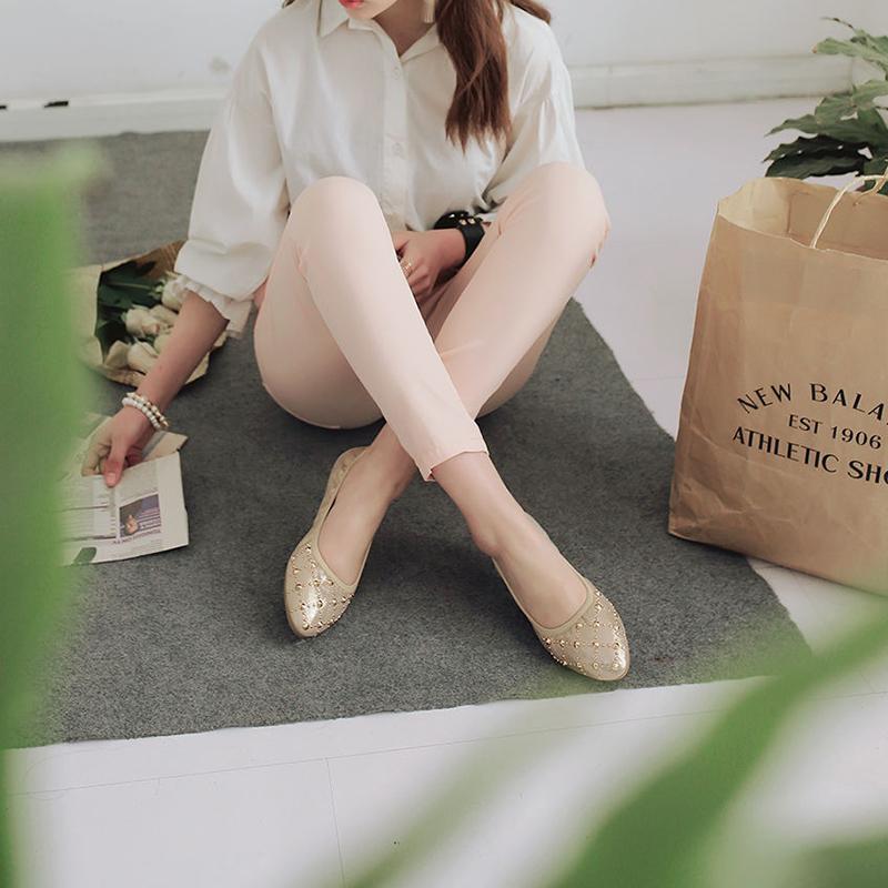 Women's Shoes  Flat Soft Bottom Pointed Egg Roll Shallow Mouth Rivets Casual Flat-heeled Pregnant Mother Korean Low-top Shoes
