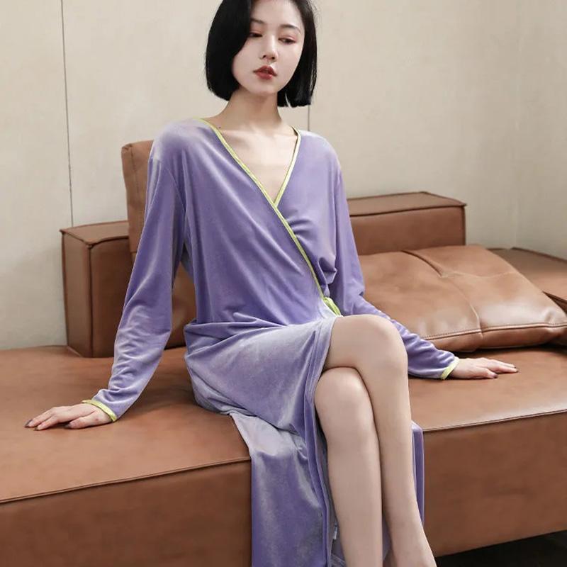 Women's Elegant Gold Velvet Long-sleeved Pajamas Japanese Kimono Nightdress Autumn Spring Nightgown Simple Loose Solid Color Robe