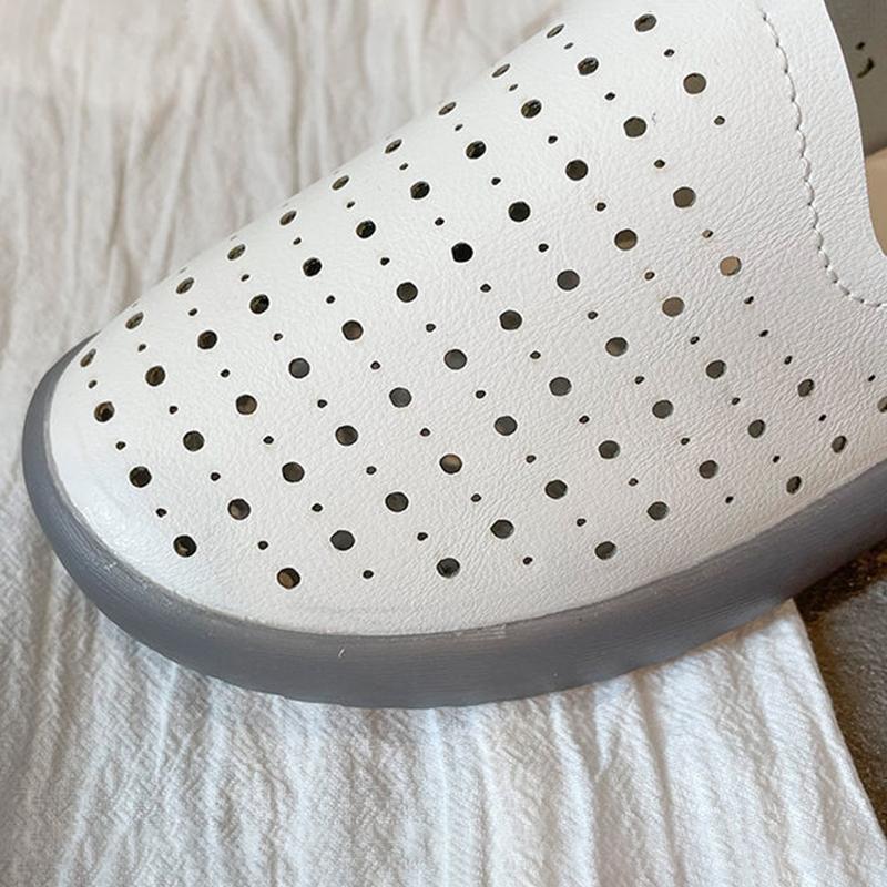 Women's Soft-soled Hole Shoes Hollow Breathable Flat-soled Shoes One-footed Lazy Peas Women's Loafers Comfortable and Breathable