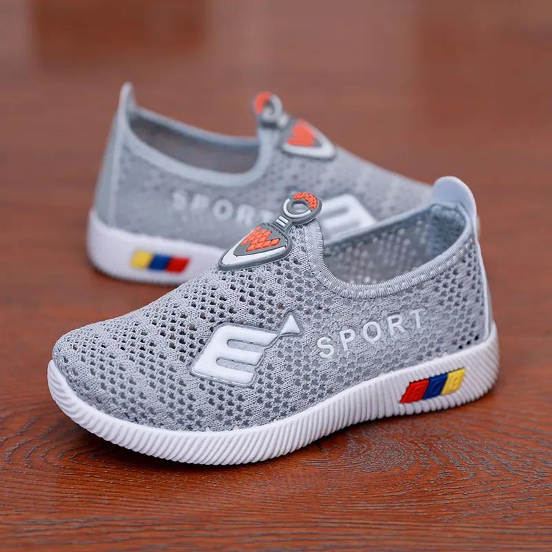 Children's Summer Light Shoes Big Boys and Girls Anti-slip Mesh Casual Shoes Soft Sole Flat Hollow Out Sport Shoes