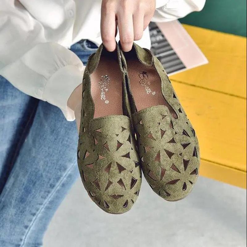 Loafers Women's One-pedal Breathable Flat-soled Single Shoes Two-wear Hollow All-match Soft-soled Casual Shoes Comfortable and Lightweight