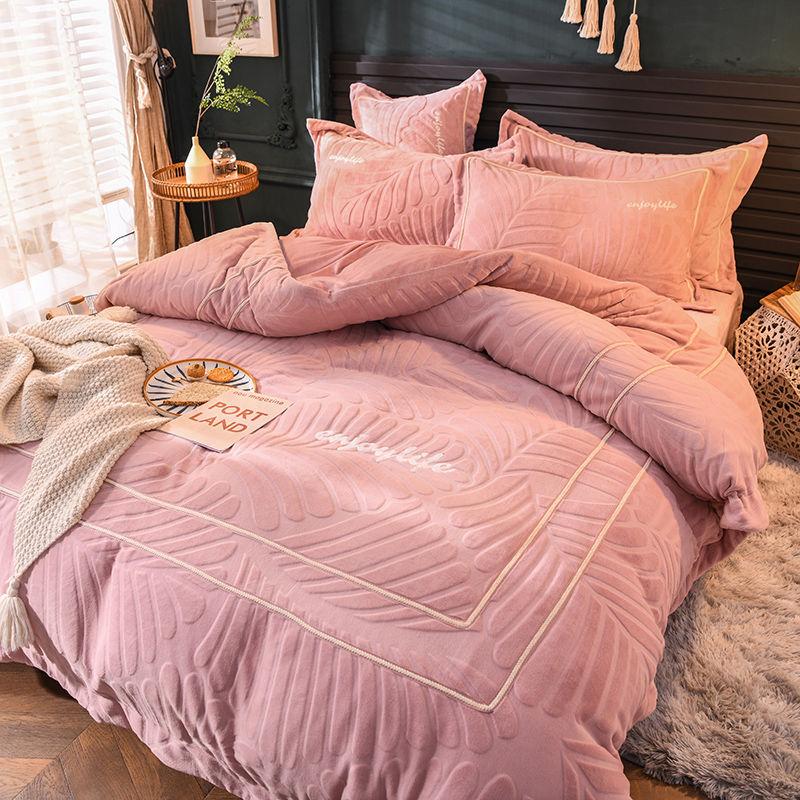 4pcs/set Thick and Warm Quilt Cover Autumn and Winter Flannel Sheets Soft and Comfortable Bedding