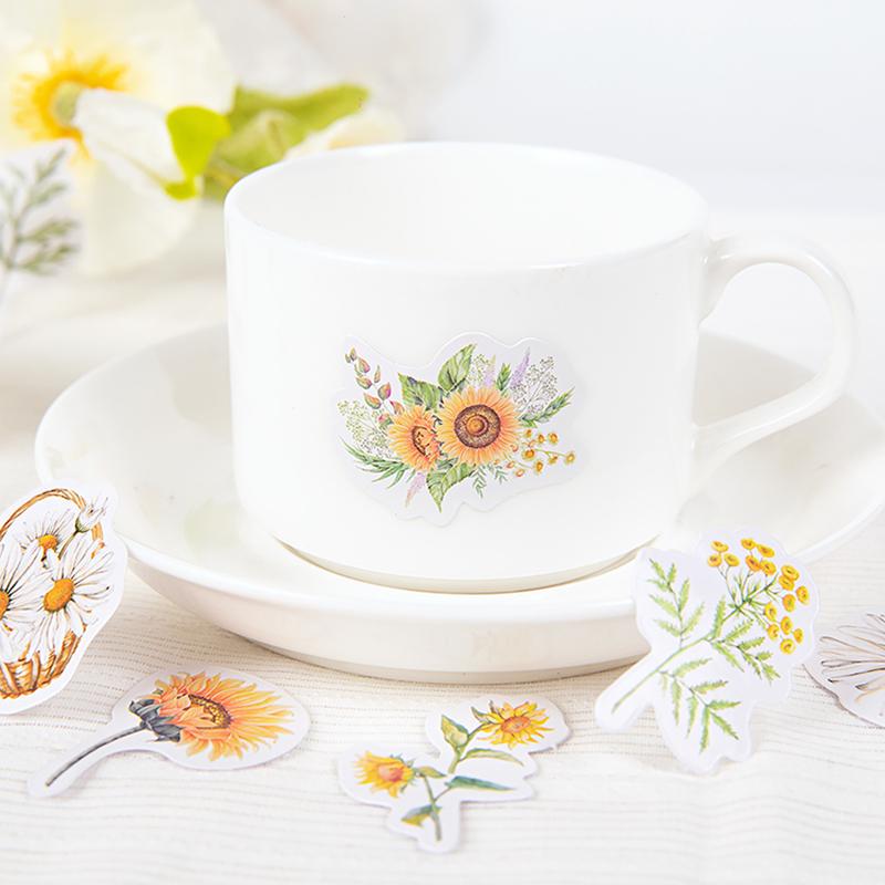 100pcs Mini Cartoon Cute Cat Stickers Set Sealing Paste for Diary Cake Adhesive Post Kids Gift