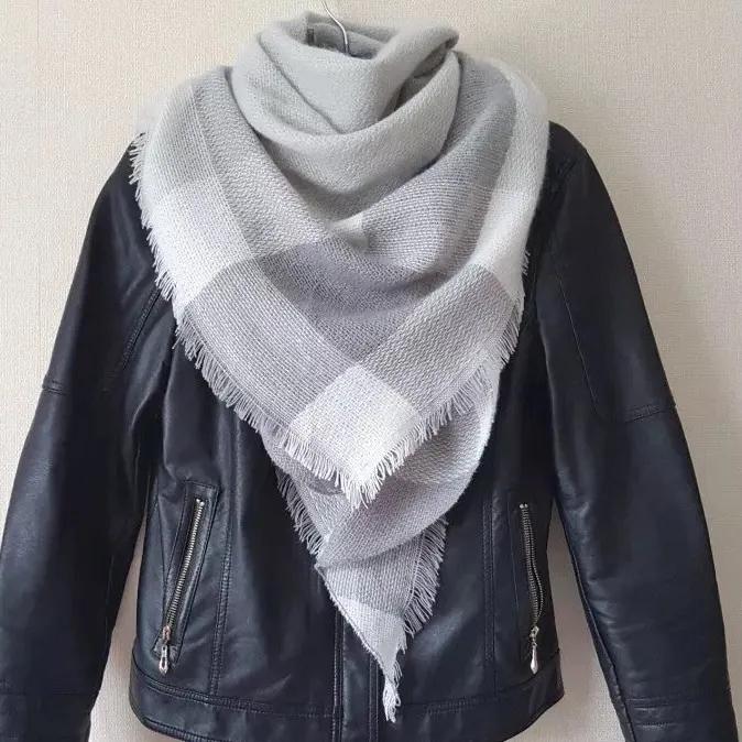 Plaid Triangle Scarves for Women Head Scarf Wraps Red and Blue Bandanas Ponchos Shawls Womens Cashmere Scarves Thicken Warm Fashion Shawls