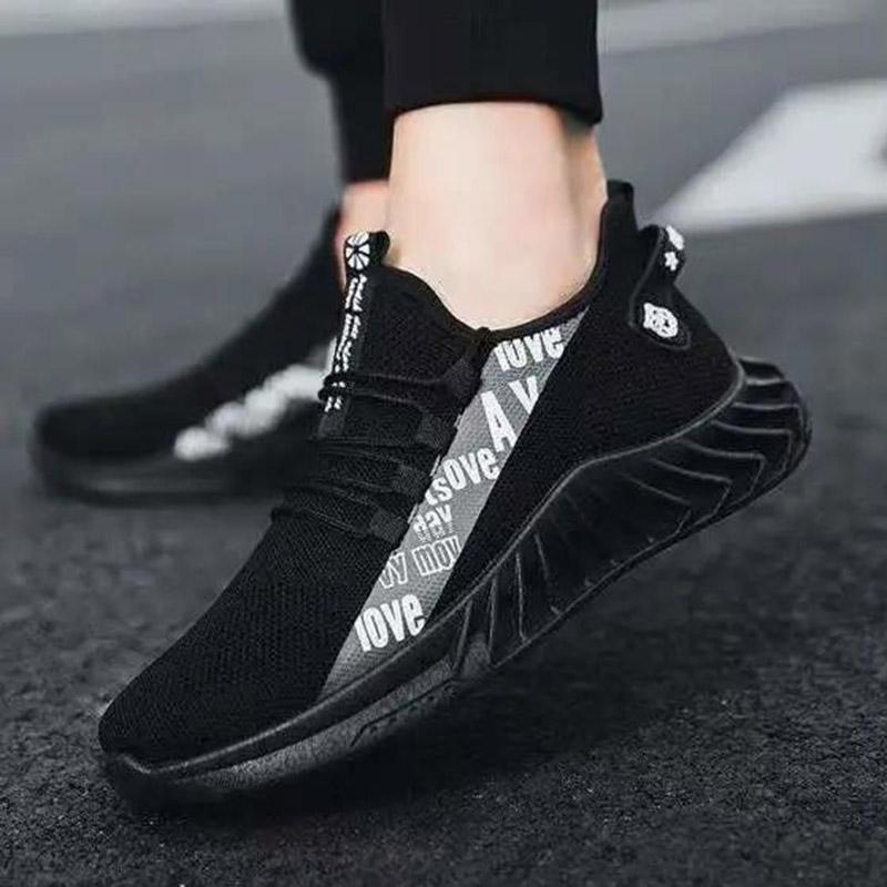 Men's Lightweight Spring and Autumn Cloth Shoes Breathable Sports Running Shoes Non-slip Casual Shoes