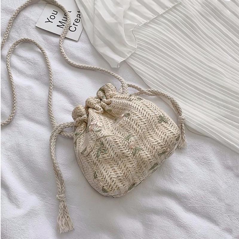 Lace Women's Straw Woven Bucket Bag Cute Summer Student Travel Vacation Beach Bag Shoulder Messenger Bag