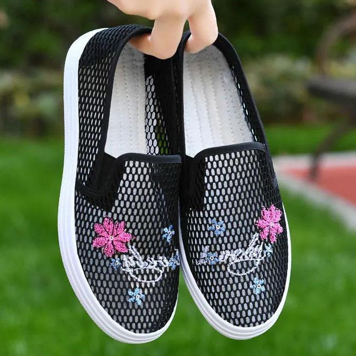 Large Size Mesh Shoes Women's Spring and Summer Hollow Out Casual Shoes Breathable Soft Bottom Non-slip Flat Shoes