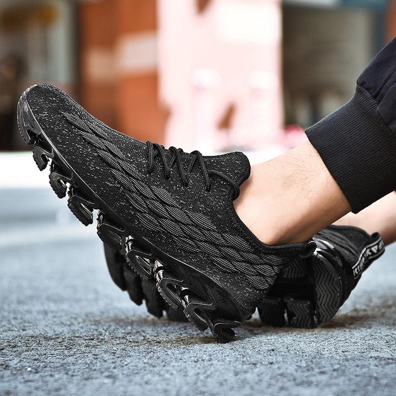 Men's Running Shoes Coconut Blade Twist Sole Men Sneakers Dad Sneakers Breathable Light Sport Shoes