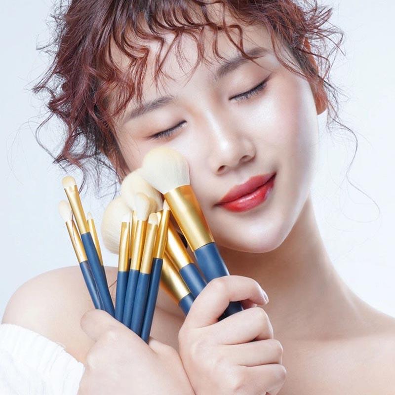 12 Makeup Brush Set Complete Loose Powder Brush Blush Brush Eye Shadow Brush Makeup Tools