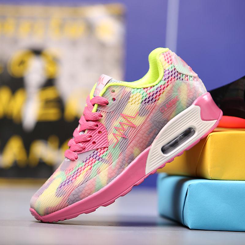 2020 Stylish Woman Running Shoes Flat-heeled Sneakers Cushioning Women's Breathable Sports Shoes Girls