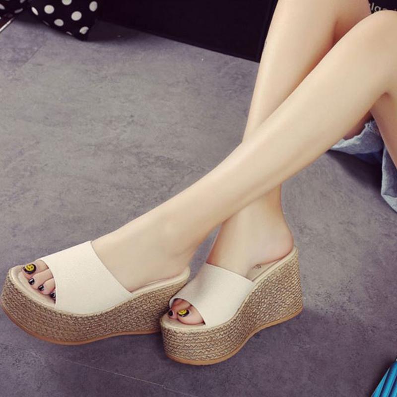 Light-soled Sandals  Slippers Women’s Summer Fashion Outdoor Korean Style Sponge Cake Sole Thick-soled Slope-heeled Sandals