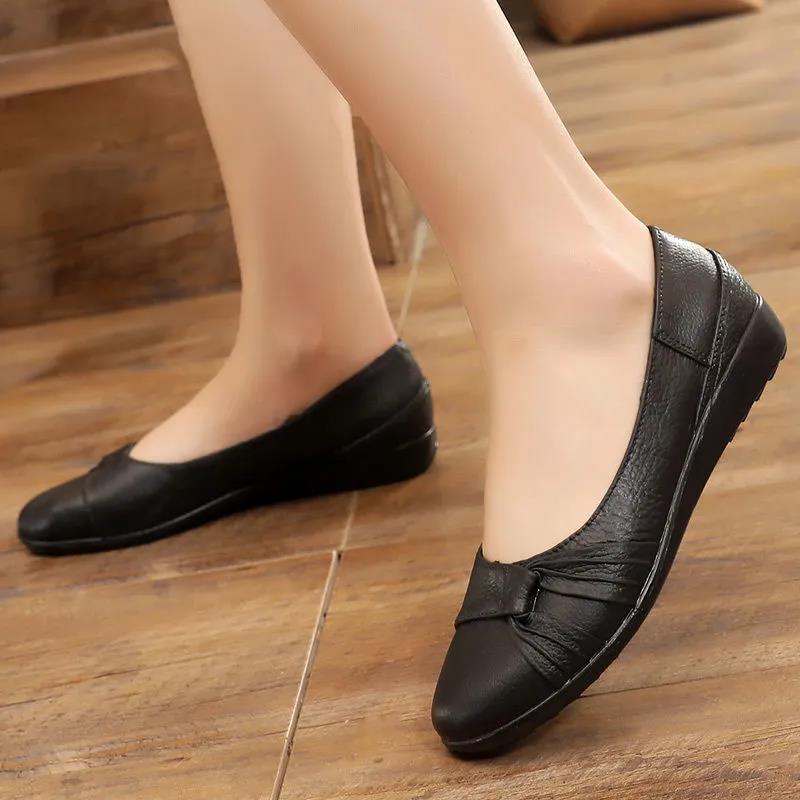 Rain Boots Women's Flat Bottom Non-slip Waterproof Shoes Kitchen Work Shoes Middle-aged Elderly Rubber Shoes