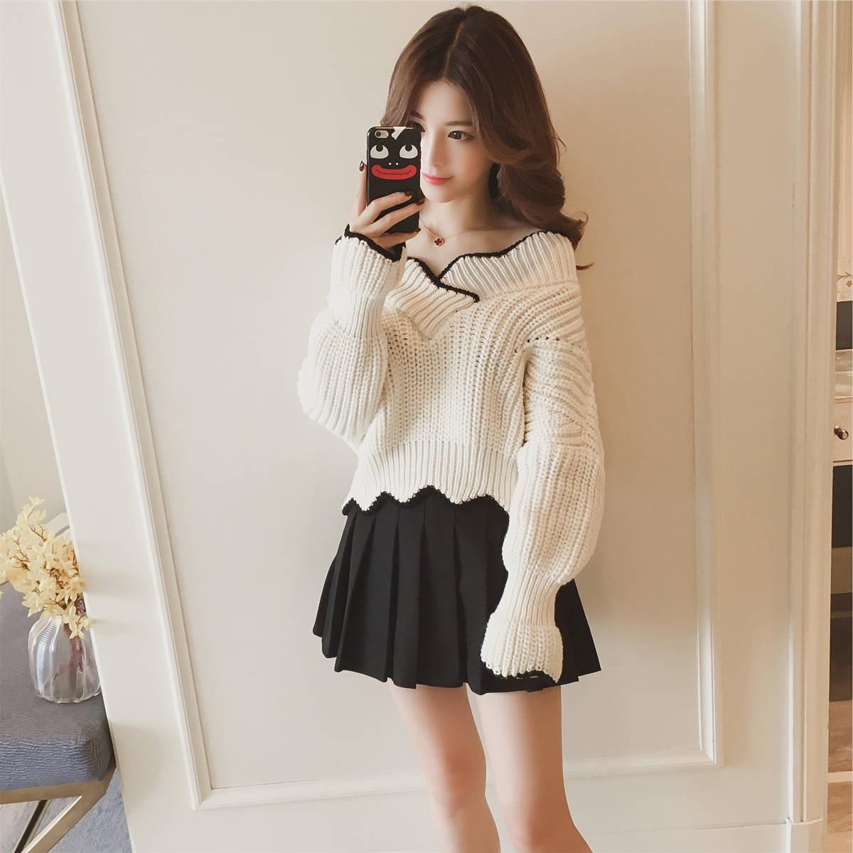 Off Shoulder Knitted Lady's Sweater Batwing Sleeve Crochet Wave Cut Hem Loose Pullovers Women