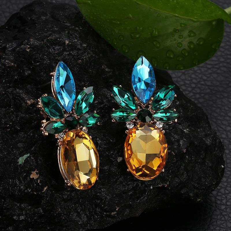 Creative Jewelry Rhinestone Crystal Pineapple Stud Earrings Personality Fruit Earrings