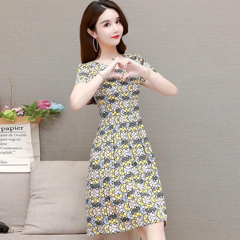 Women's Summer Print Mid-Length Dress Large Size Loose V-Neck A-Line Skirt