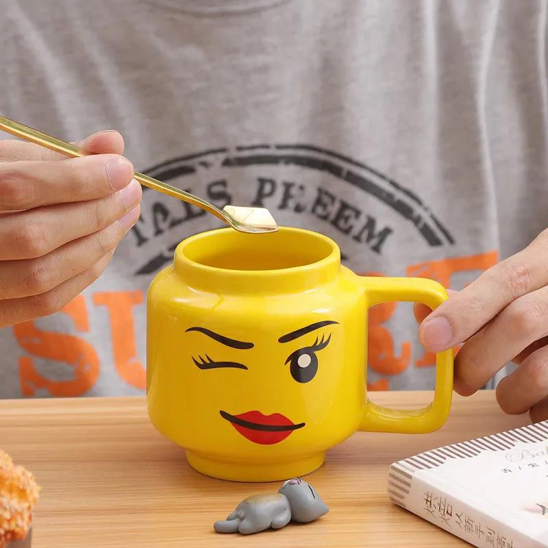 250ml Smile Ceramic Mug Men and Women Expression Cartoon Coffee Home Breakfast Milk Cereal Cup Children Christmas Gift Cups