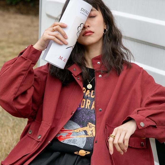 Spring and Autumn New Tooling Jacket Female Student Korean Version Loose Hong Kong Style Retro Solid Color Long-sleeved All-match Jacket Top