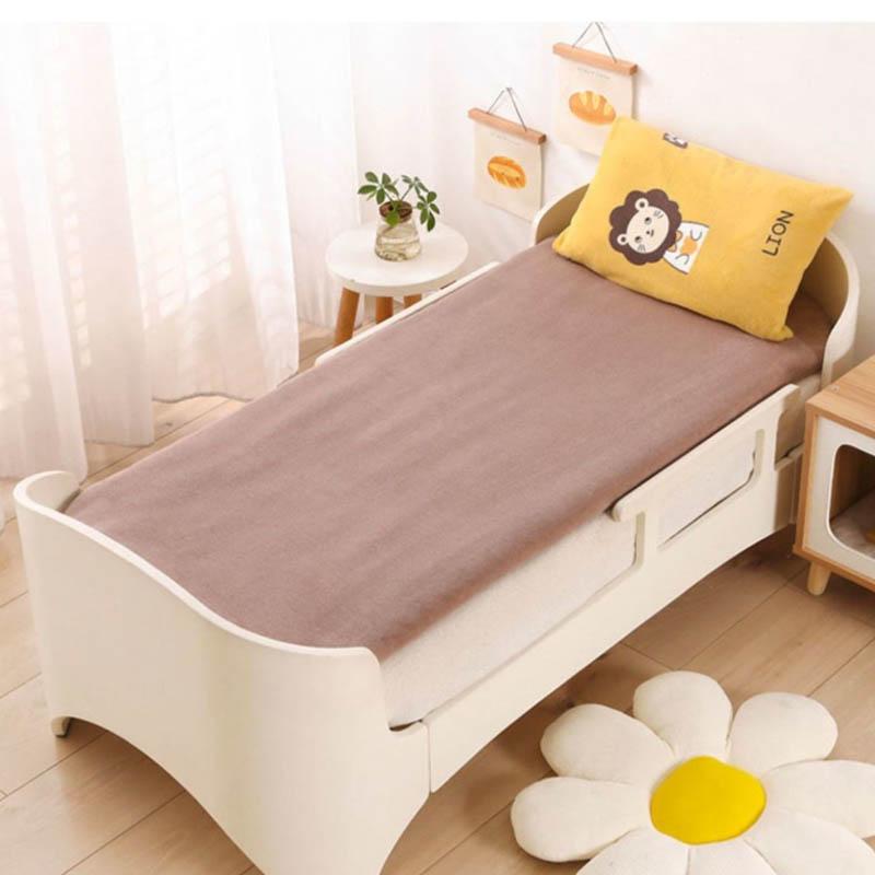 Children's Baby Bed Set Autumn and Winter Flannel Thickened Three-piece Quilt In Kindergarten Bedding Quilt Cover