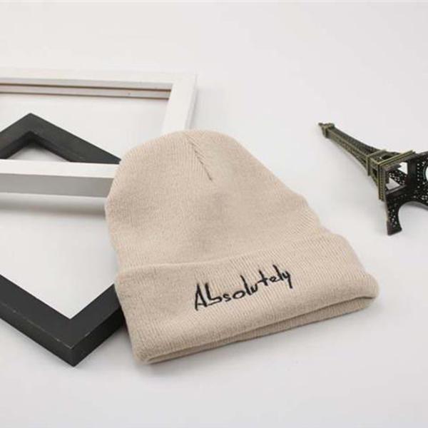 Woman hat Plush Cotton hat Wild hat Windproof hat Autumn winter Warm hat Thick hat Fashion Man