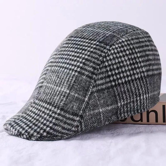 Autumn Winter Men's Plaid Cotton Peaked Cap Middle-aged Elderly Warm Cold-proof Beret Winter Dad Casual Outdoor Sun Hat Painter Hat