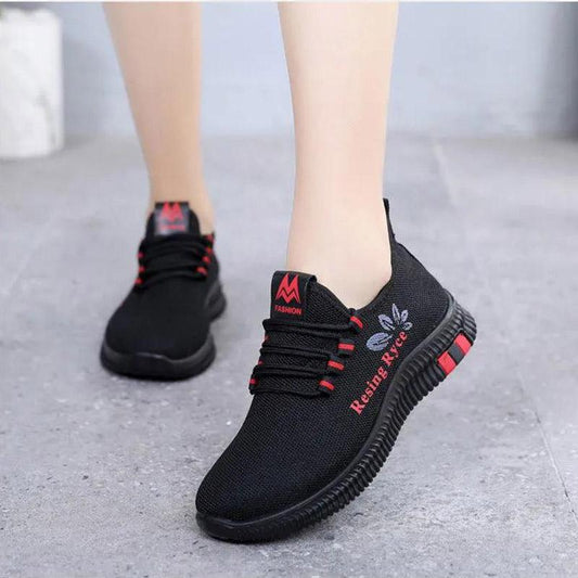 Women Winter  Cloth Shoes Sports Shoes Ultra-light Breathable Mother Shoes Wear-resistant Plus Velvet Cotton Shoes