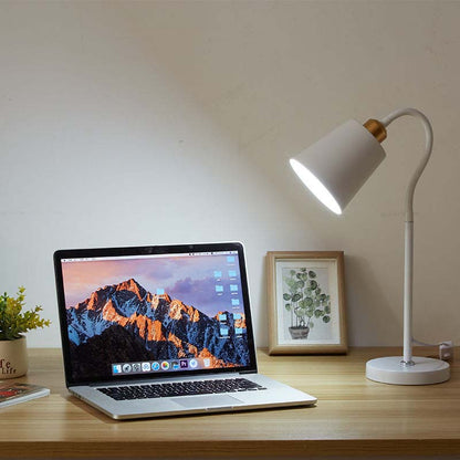 Modern Eye Protection Creative Designer Simple Living Room Bedroom Bedside Study Desk Plug-in Table Lamp