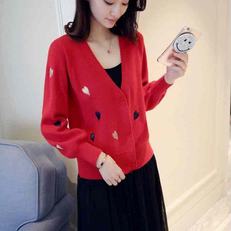 Spring and Autumn Fashion Simple Coat V-neck Loose Cardigan Top Love Pattern Female Sweater