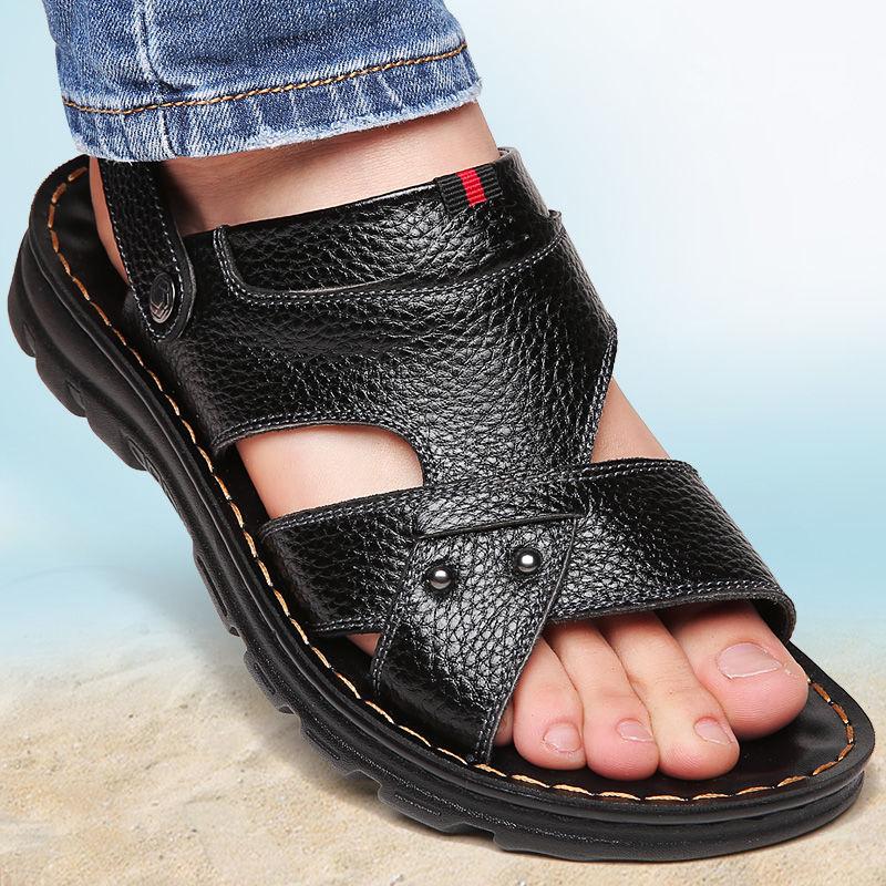 Men Leather Sandals Summer Classic Peep Toe Slippers Soft Sandals Men Roman Comfortable Outdoor Walking Footwear