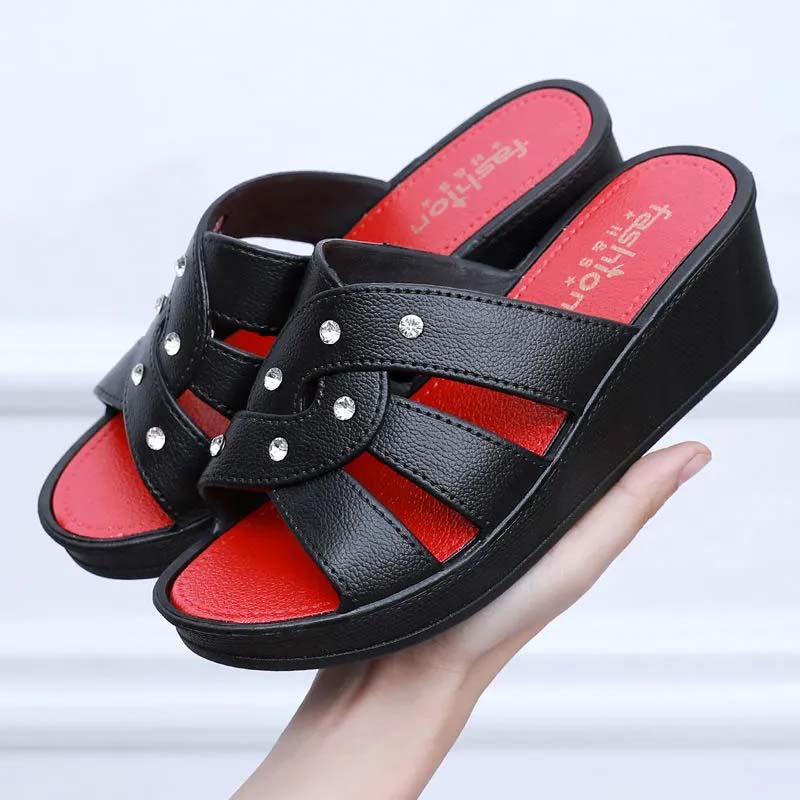 Ladies High Heel Slippers Summer Thick Bottom Home Outdoor Non-slip Slippers Women Summer Shoes Soft Bottom Wedge Heel Rhinestone Sandals