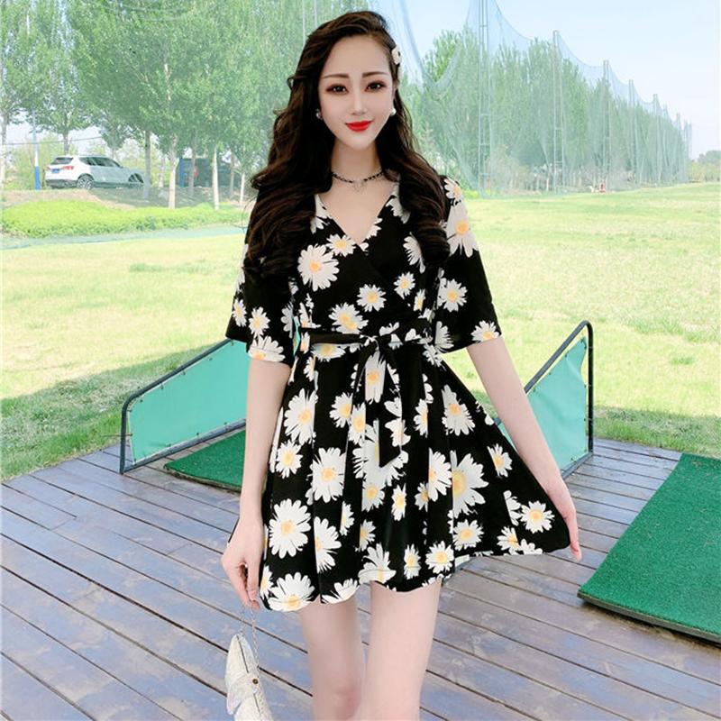 Two-piece Women's Dress Shorts V-neck Short-sleeved Shirt Suit Women's Chiffon Dress A-line Dress with Waist Slimming Chiffon Fabric
