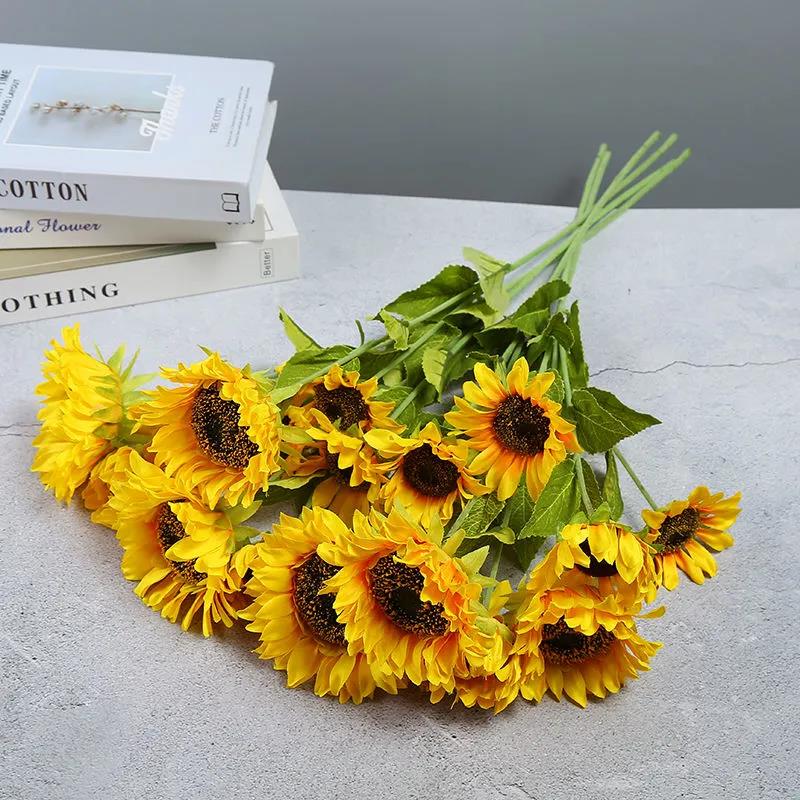 Sunflower Simulation Bouquet Decoration Dried Flowers Fake Flowers Picnic Plastic Flower Decoration Decoration Hand Holding Home Decoration