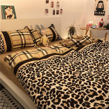 Washed Cotton Four-piece Duvet Cover Sexy Leopard-print Simple Bedding Sheet Household Daily Necessities Four-piece Bed