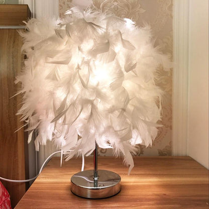 Feather Table Lamp Bedroom Bedside Lamp Simple Romantic European Princess Wedding Room Bedside Lamp