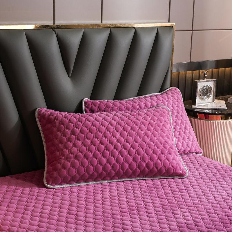 Quilted Quilted Thickened Milk Velvet Pillowcase for Autumn and Winter Warmth for Two People Single Pillowcase