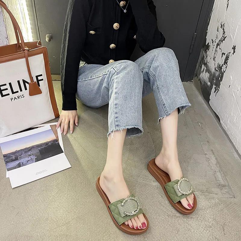 Thick-soled Sandals Women's Summer Outer Wear Non-slip Wear-resistant  Soft-soled  Slippers