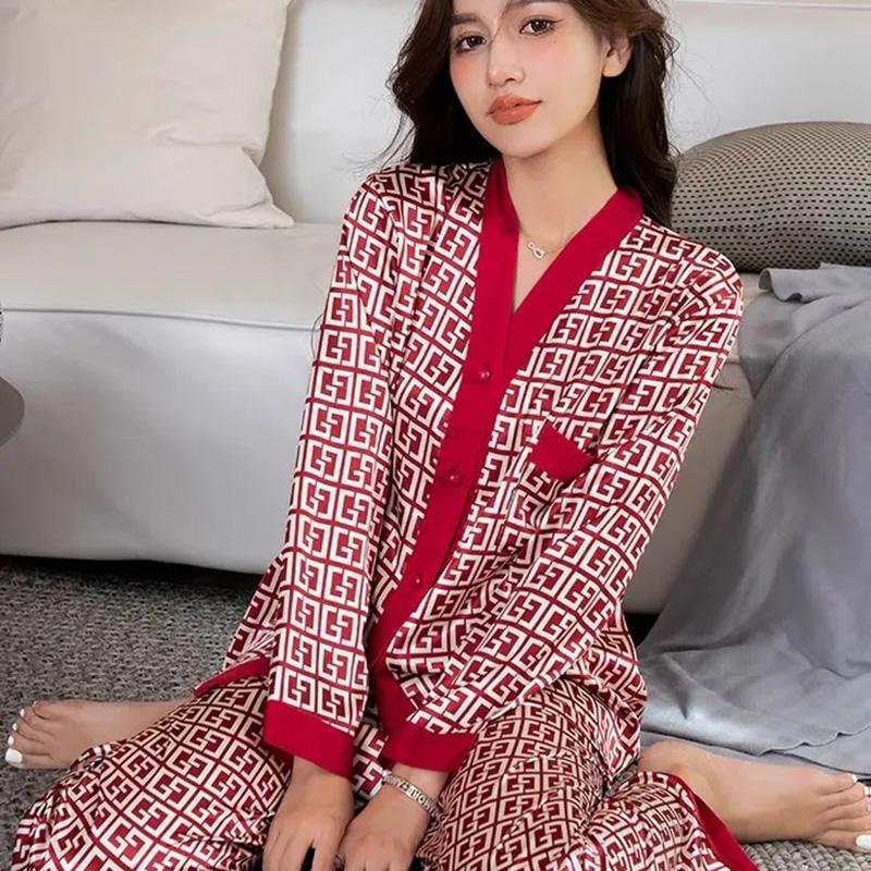 Women's Spring Autumn Red Pajamas Set Silk Long-sleeved V-neck Shirt Pants Two-piece Set Out Wear Large Size Loose Thin Homewear Luxurious Nightgowns
