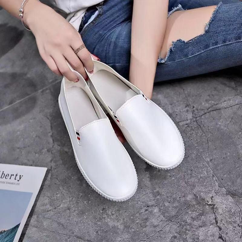 Women's Sneakers White Flat Shoes Hollow Ladies Loafers Pu Leather Slip on Shoes Low-heel Casual Shoes Espadrilles