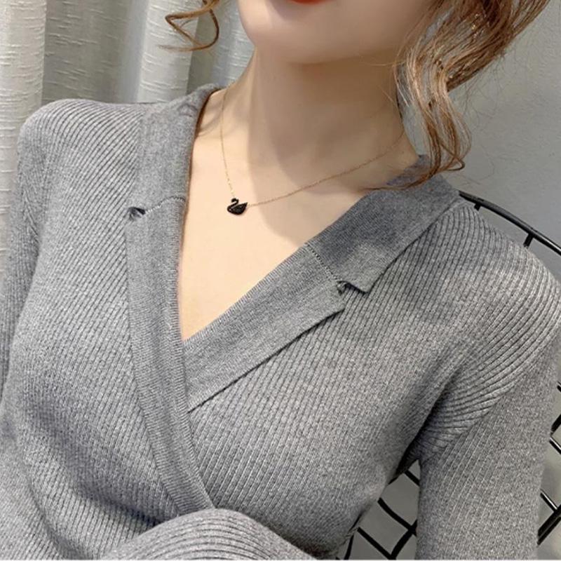 Spring and Autumn V-neck Skin-friendly Sweaters with Western Style Slim Slimming Sweaters, Women's Outer Wear Long-sleeved Sweaters