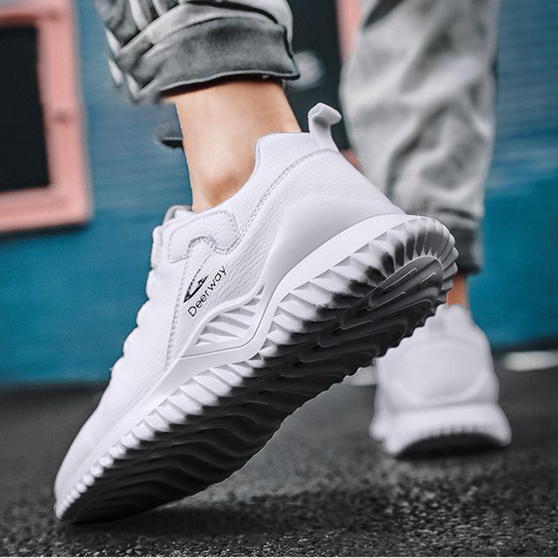 Men's Sneakers Fashion Versatile Running Shoes Lightweight Leather Surface Waterproof Skid Plate Shoes