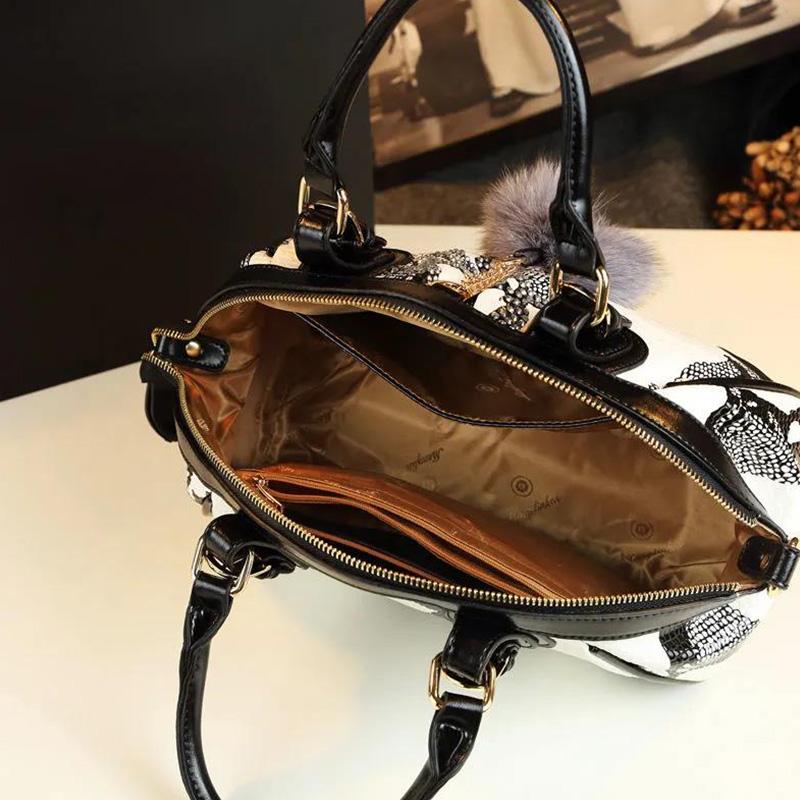 Genuine Leather Single Shoulder Bag Wild Fashion Middle-aged Ladies Shopping Bags Personalized Snake-print Messenger Bag
