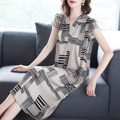 Spring Summer Women's Casual All-match Solid Color Striped Pattern Loose Large Size Short Sleeve Over-the-knee Long Skirt