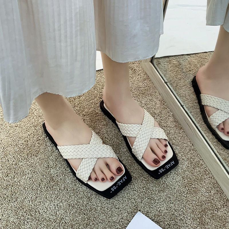 Wear Slippers Female Summer Version of The Seaside Holiday Beach Sandals and Slippers Female Cross Small Fragrance Slippers