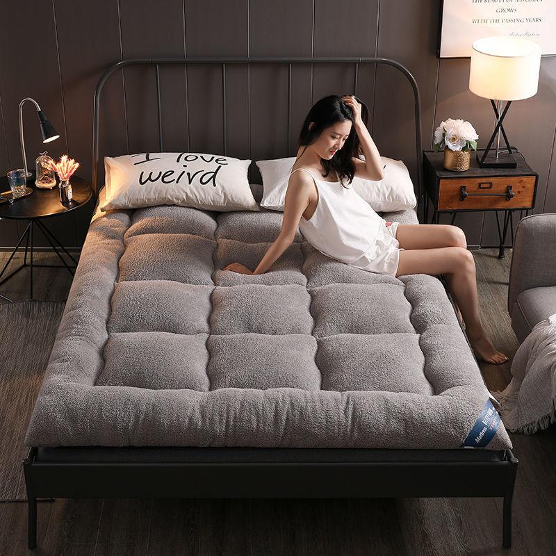 Winter Bedroom Lamb Velvet Household Sleeping Mat Comfortable Warm Bed, Student Dormitory Thick Cushion