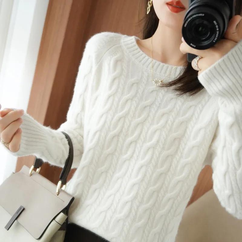 Sweater Women's Pullover Knitwear Korean Version Solid Color Loose Round Neck Twist Top Trending Sweater Autumn and Winter Top