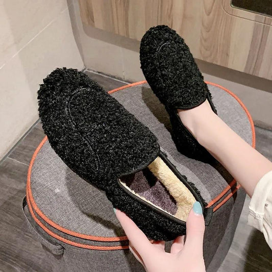 Winter Plus Velvet Thick Beanie Shoes Women's Flat Bottom Fur Shoes Cotton Shoes Warm Mother Shoes