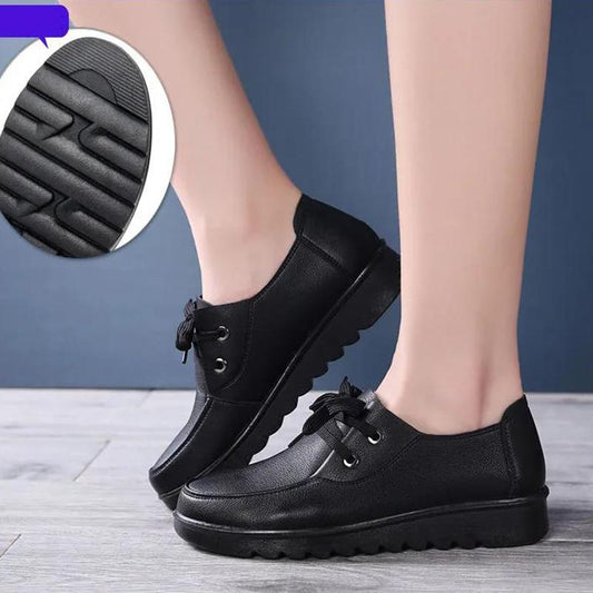 Non-slip Work Shoes Ladies Black Leather Shoes Comfortable and Soft Restaurant Kitchen Middle-aged Mother Shoes Single Shoes Flat