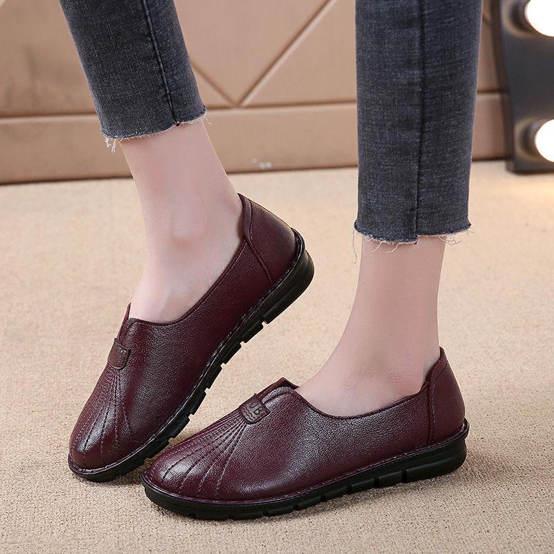Single Shoes Women's Flat Bottom Spring and Autumn New Peas Shoes Shallow Mouth Grandma Shoes Wild Korean Student Work Shoes Mother Shoes
