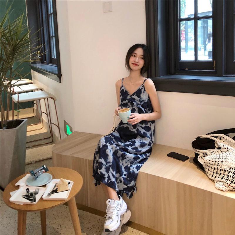 French Niche Dress Female Summer Korean V-neck Temperament Suspender Skirt Small Long Dress