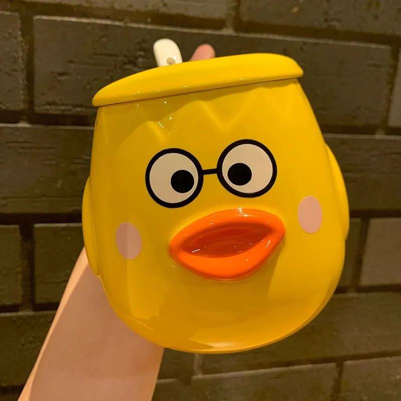 Creative Three-dimensional Mug with Lid Cute Pet Little Yellow Duck Ceramic Cup Male and Female Student Breakfast Cup Milk Cup Oatmeal Cup