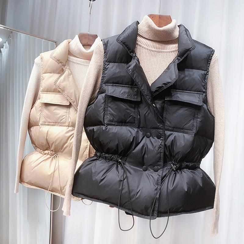 New Ultra Light Down Vest Women Short Vest Windproof Lightweight Warm Waistcoat Female White Duck Down Down Coat Sleeveless